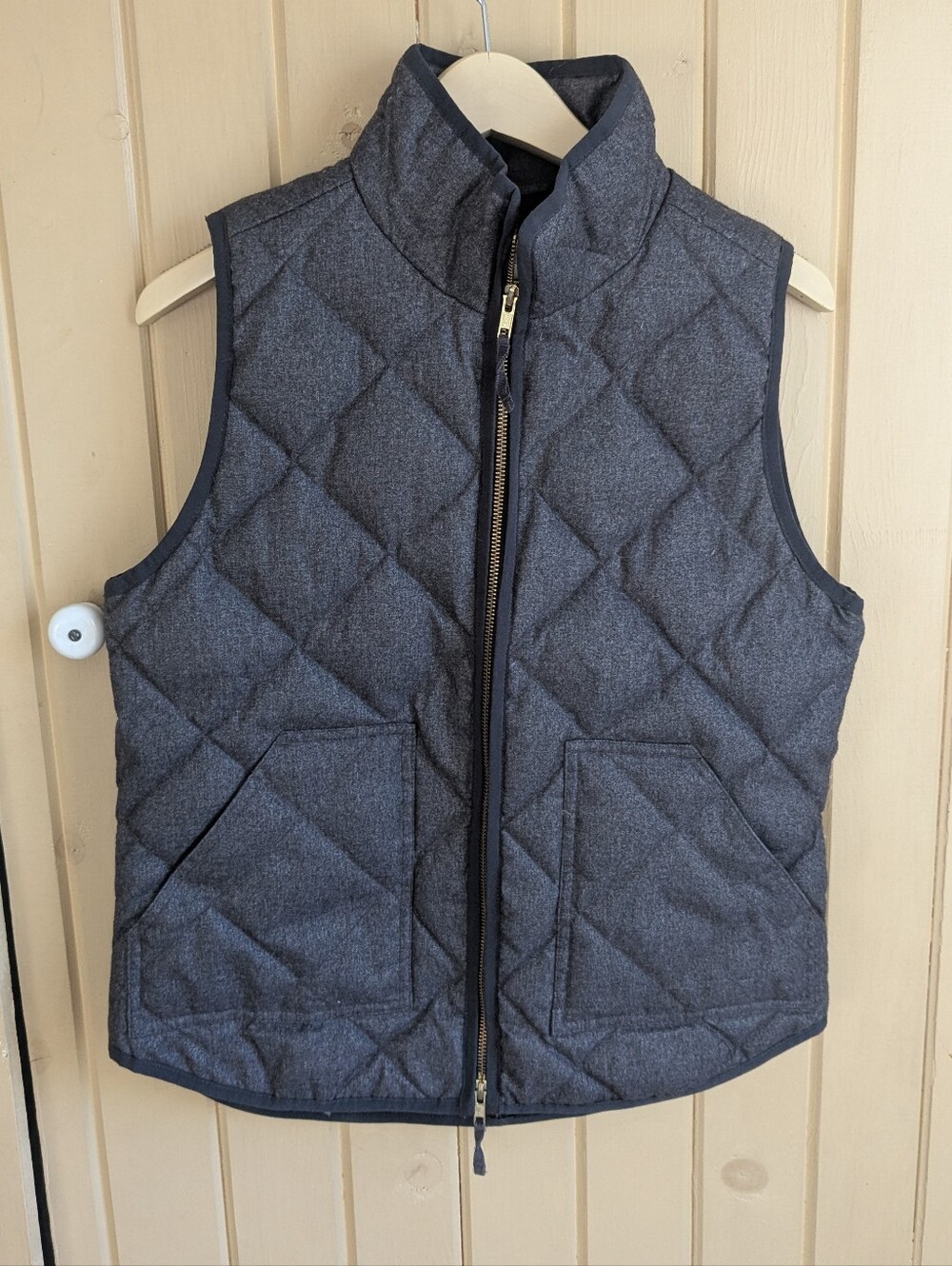J. Crew Grey Cozy Puffer Vest Small